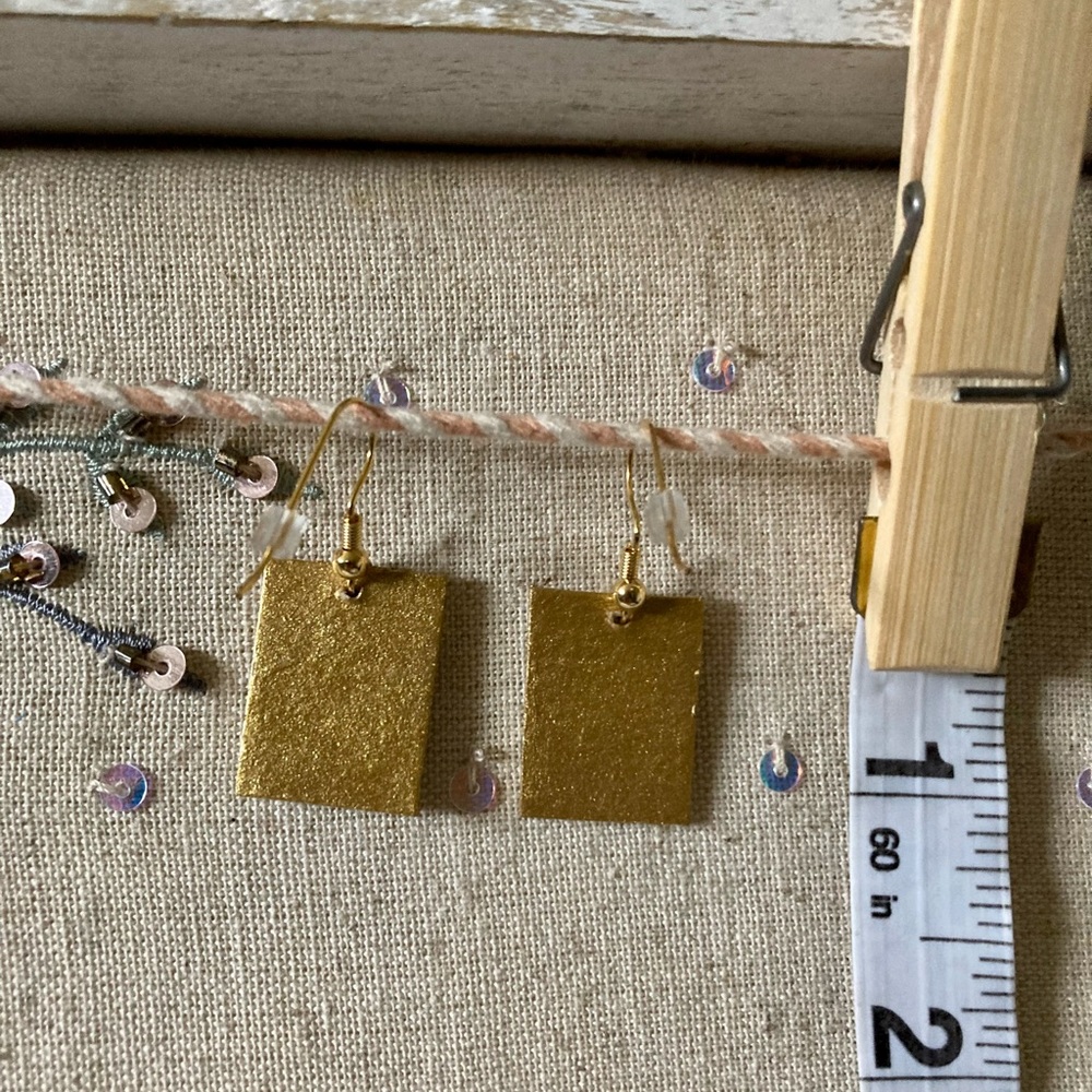 Recycled Paper Earrings ♻️ - Picture 3 of 5